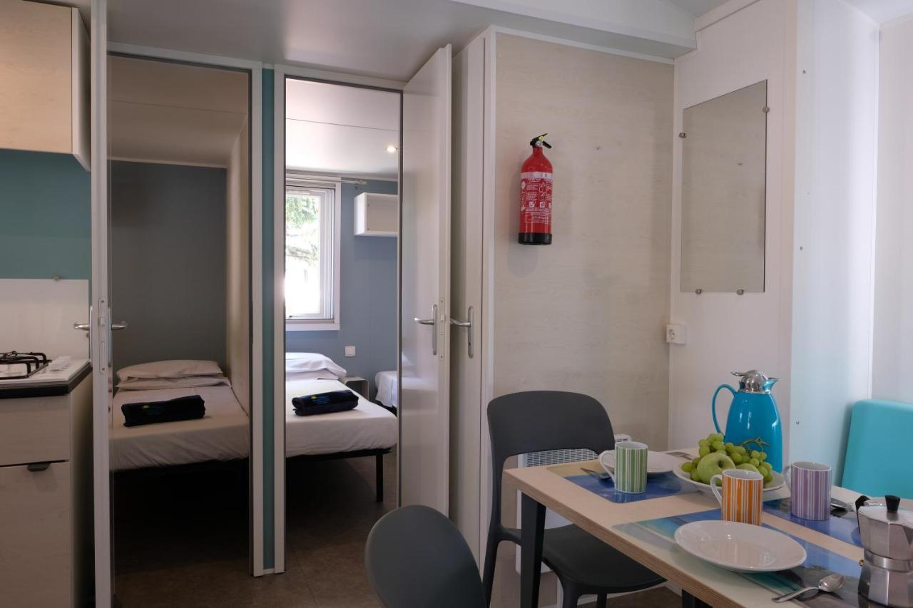 Happy Camp Mobile Homes In Camping Laguna Village กาออร์เล ภายนอก รูปภาพ