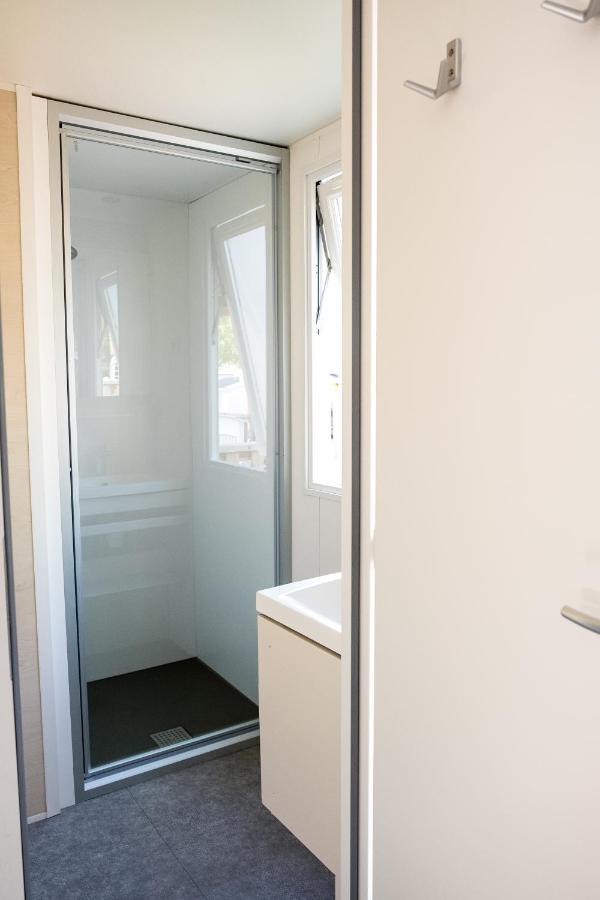Happy Camp Mobile Homes In Camping Laguna Village กาออร์เล ภายนอก รูปภาพ