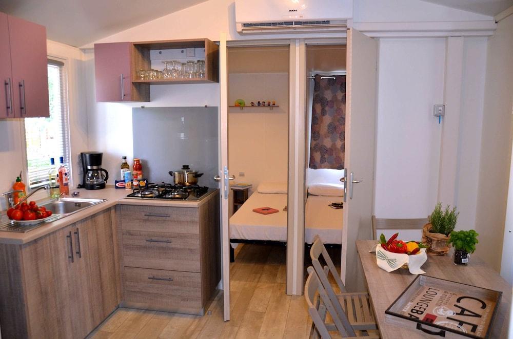 Happy Camp Mobile Homes In Camping Laguna Village กาออร์เล ภายนอก รูปภาพ